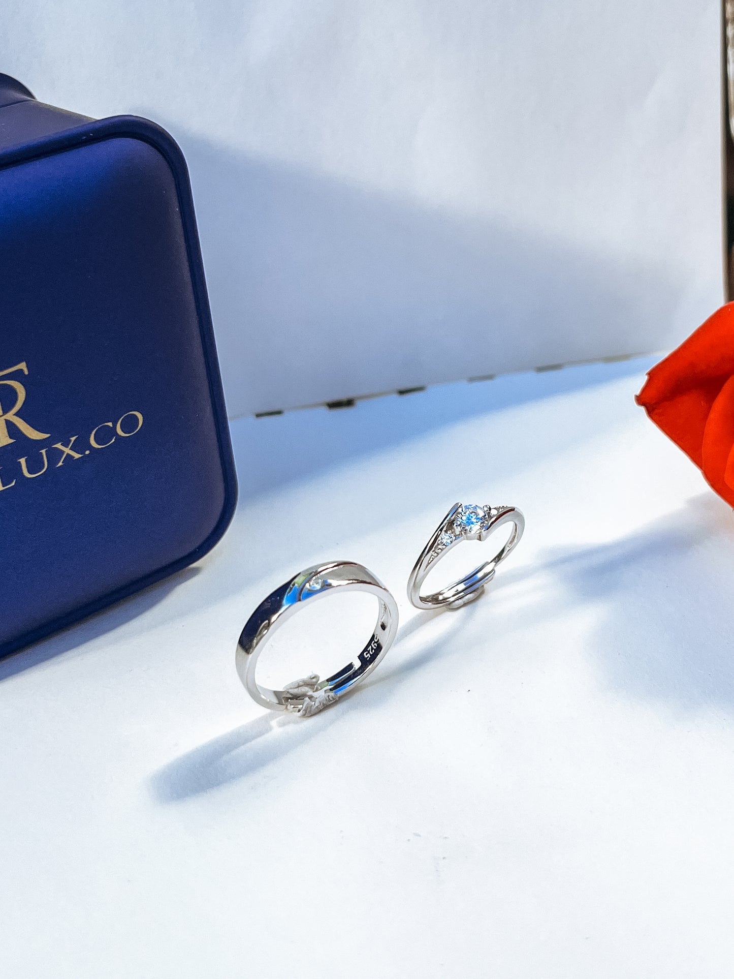 Love's Echo couple adjustable ring set band
