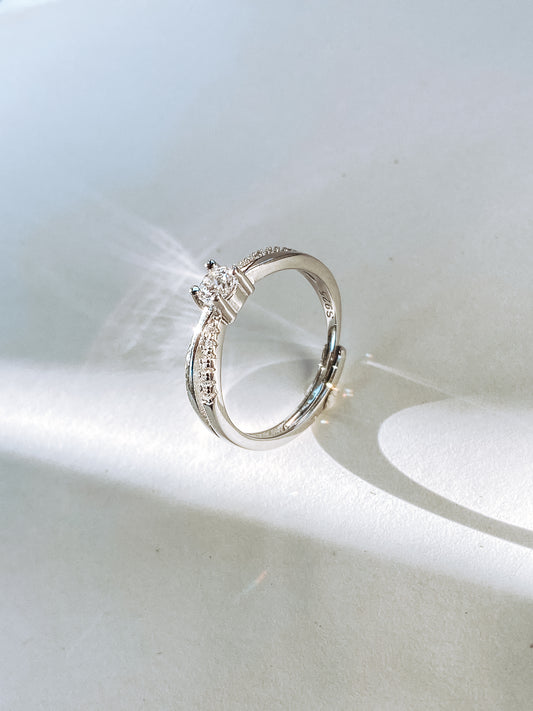 Graceful Devotion woman adjustable band couple ring