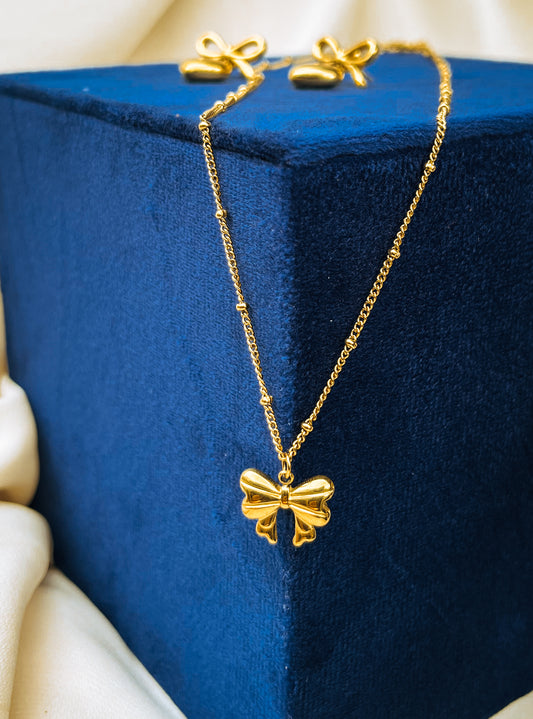 Vintage Aliya bow necklace and earring set