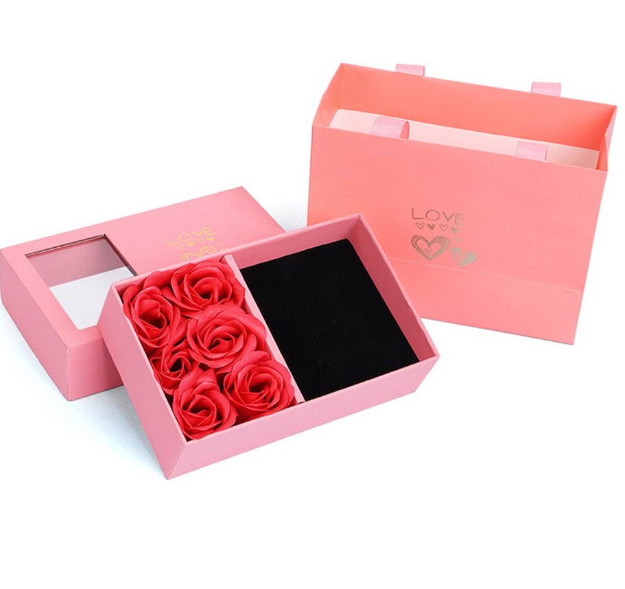 Pink roses unisex gift box + gift bag