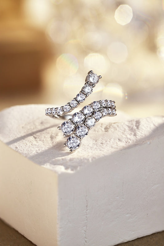 Gloria adjustable ring