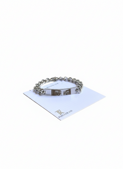 Eyes engrave bracelet