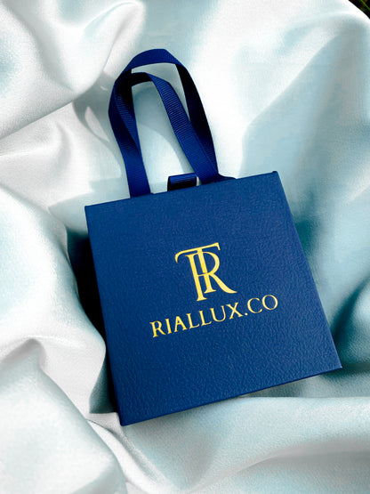 Ribbon Gift box packaging