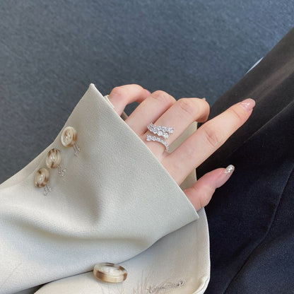 Gloria adjustable ring