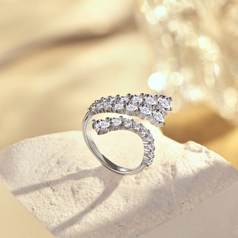 Gloria adjustable ring
