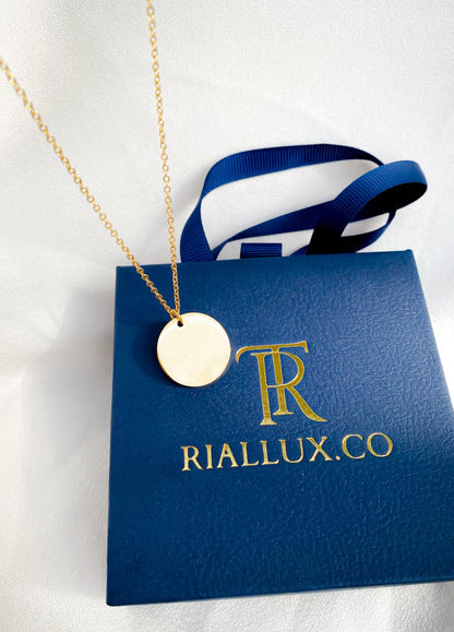 Minimalist Engravable Round Pendant Necklace