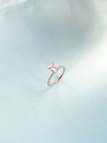 Emerald pure silver ring