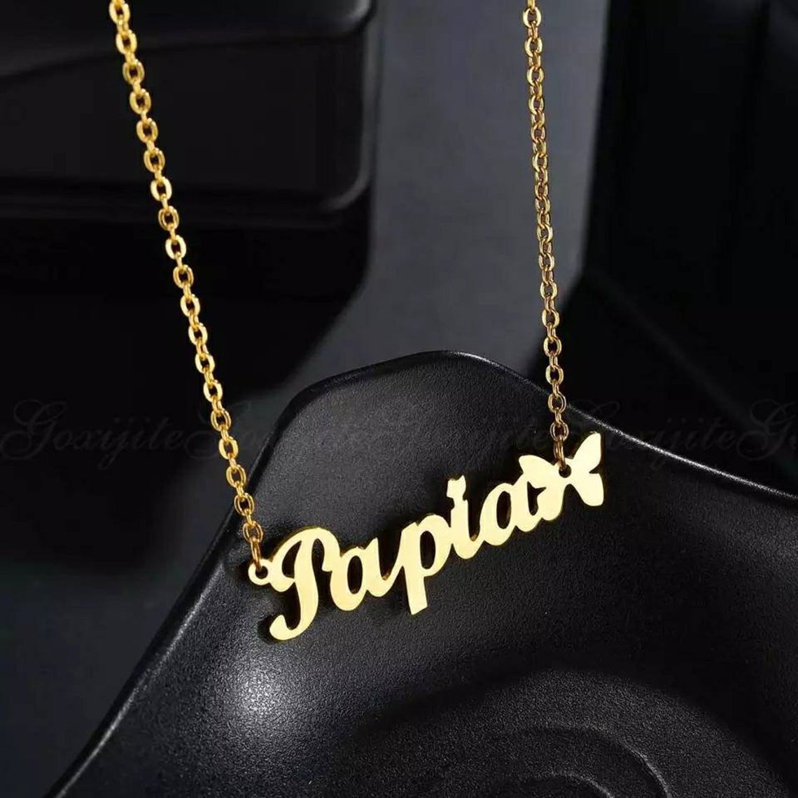 Pendentif Papillon Chaîne Dorée à Personnaliser