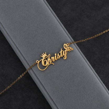 Collier avec nom personnalisé, pendentifs avec plaque nominative, couronne et papillon