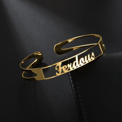 Name Heart Nameplate Bracelet Personalized