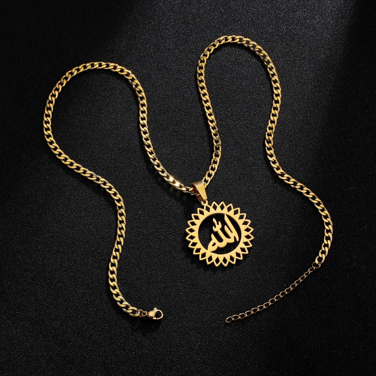 Prénoms pendants avec chaîne épaisse